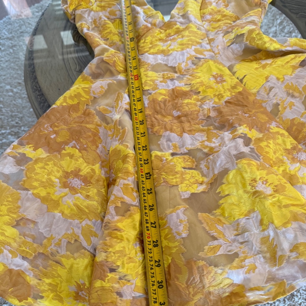 Showpo Brailey Jacquard Puff Sleeve Mini Dress Yellow Floral 6 NWT Babydoll - Picture 9 of 12